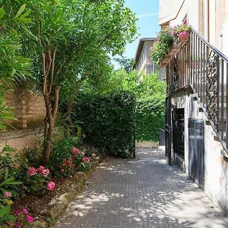 Casa Aventino * Rome